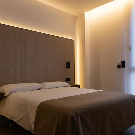 Demetrio By Alma Suites Valencia Exterior photo